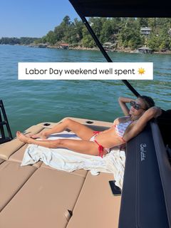 Jana Kramer feet photo 1