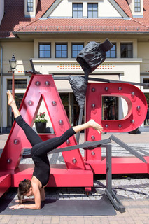 Jana Pallaske feet photo thumbnail