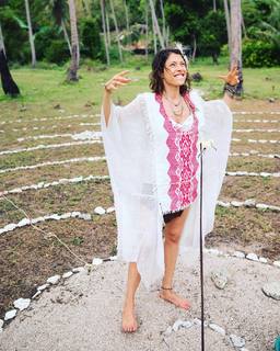 Jana Pallaske feet photo thumbnail