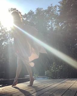 Jana Pallaske feet photo thumbnail