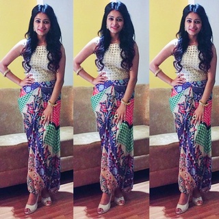 Janani Iyer feet photo 18