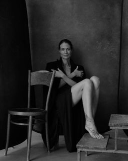 Jane Alexander feet photo 3