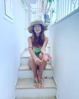 Jane Alexander feet photo 14