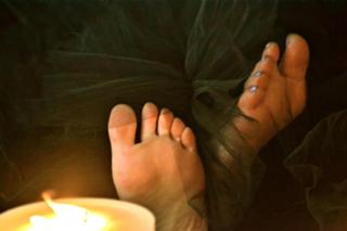 Jane Badler feet photo 2