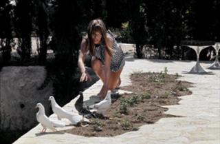 Jane Birkin feet photo thumbnail