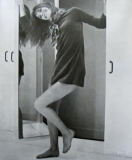 Jane Birkin feet photo thumbnail