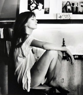 Jane Birkin feet photo thumbnail