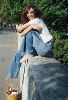 Jane Birkin feet photo thumbnail