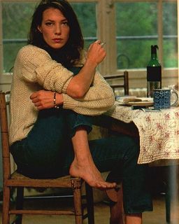 Jane Birkin feet photo thumbnail