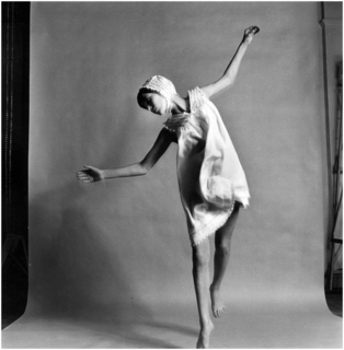 Jane Birkin feet photo thumbnail