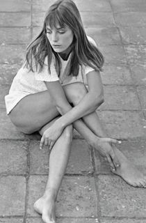 Jane Birkin feet photo thumbnail