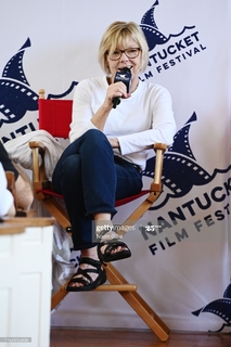 Jane Curtin feet photo 11