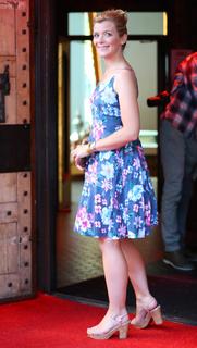 Jane Danson feet photo 11