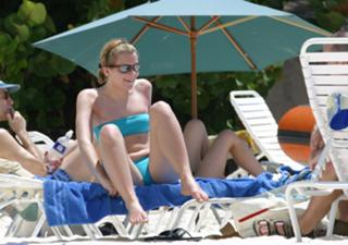 Jane Danson feet photo 1