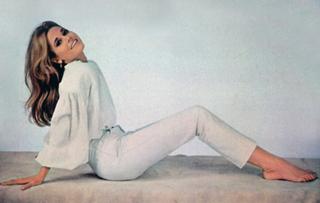 Jane Fonda feet photo thumbnail