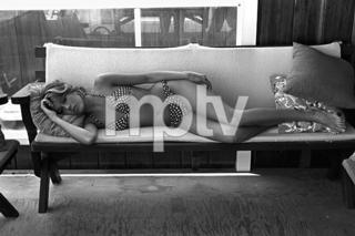 Jane Fonda feet photo thumbnail