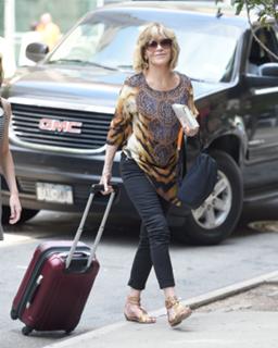 Jane Fonda feet photo thumbnail