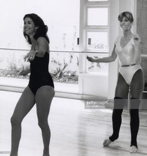 Jane Fonda feet photo thumbnail
