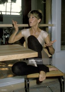 Jane Fonda feet photo thumbnail