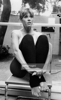 Jane Fonda feet photo thumbnail