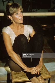 Jane Fonda feet photo thumbnail