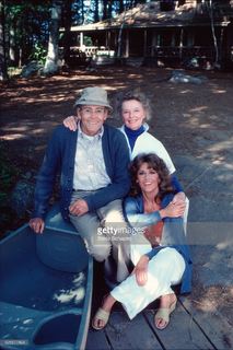 Jane Fonda feet photo thumbnail