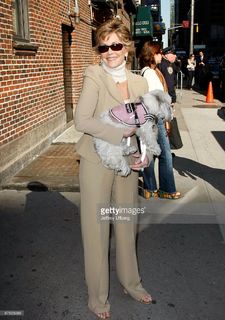Jane Fonda feet photo thumbnail