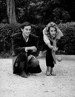 Jane Fonda feet photo thumbnail
