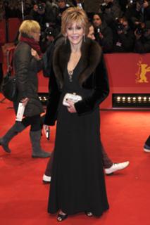 Jane Fonda feet photo thumbnail