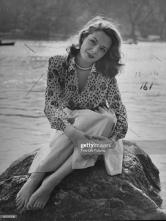 Jane Greer feet photo 16
