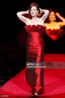 Jane Kaczmarek feet photo thumbnail