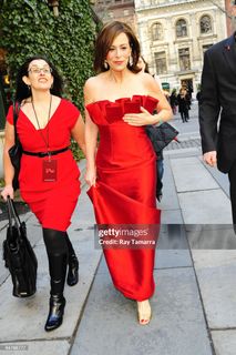 Jane Kaczmarek feet photo thumbnail