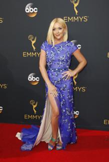 Jane Krakowski feet photo thumbnail