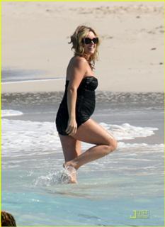 Jane Krakowski feet photo thumbnail