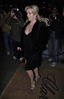 Jane Krakowski feet photo thumbnail