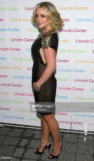 Jane Krakowski feet photo thumbnail