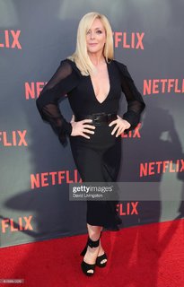Jane Krakowski feet photo thumbnail