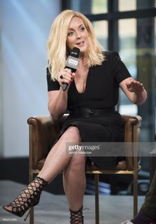 Jane Krakowski feet photo thumbnail