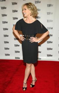 Jane Krakowski feet photo thumbnail