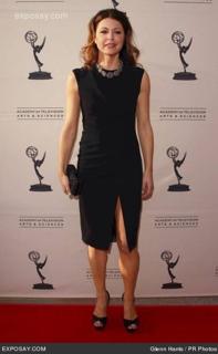 Jane Leeves feet photo thumbnail