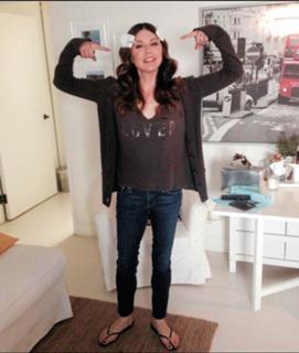 Jane Leeves feet photo thumbnail