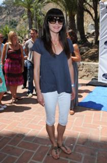 Jane Leeves feet photo thumbnail