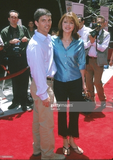 Jane Leeves feet photo thumbnail