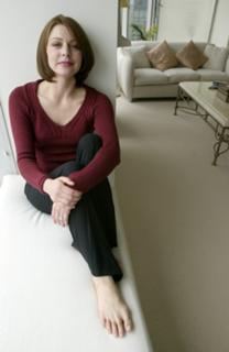 Jane Leeves feet photo thumbnail