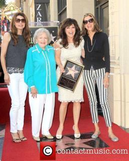 Jane Leeves feet photo thumbnail