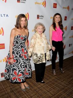Jane Leeves feet photo thumbnail