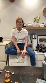 Jane Levy feet photo thumbnail
