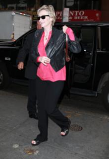 Jane Lynch feet photo 8
