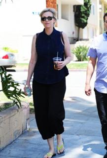 Jane Lynch feet photo 11