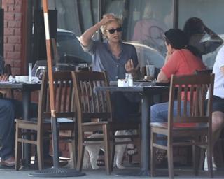 Jane Lynch feet photo 3